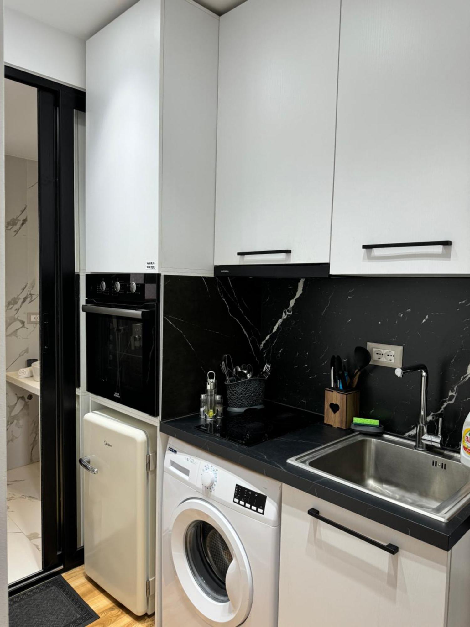 Tirana Elegant Apartment Esterno foto