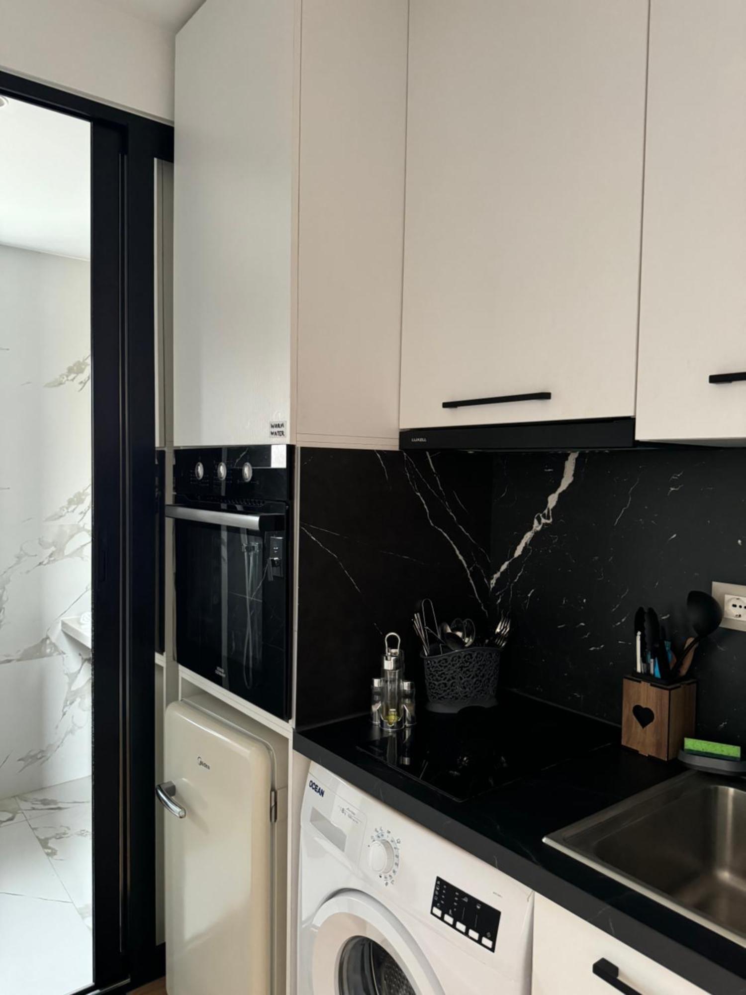 Tirana Elegant Apartment Esterno foto