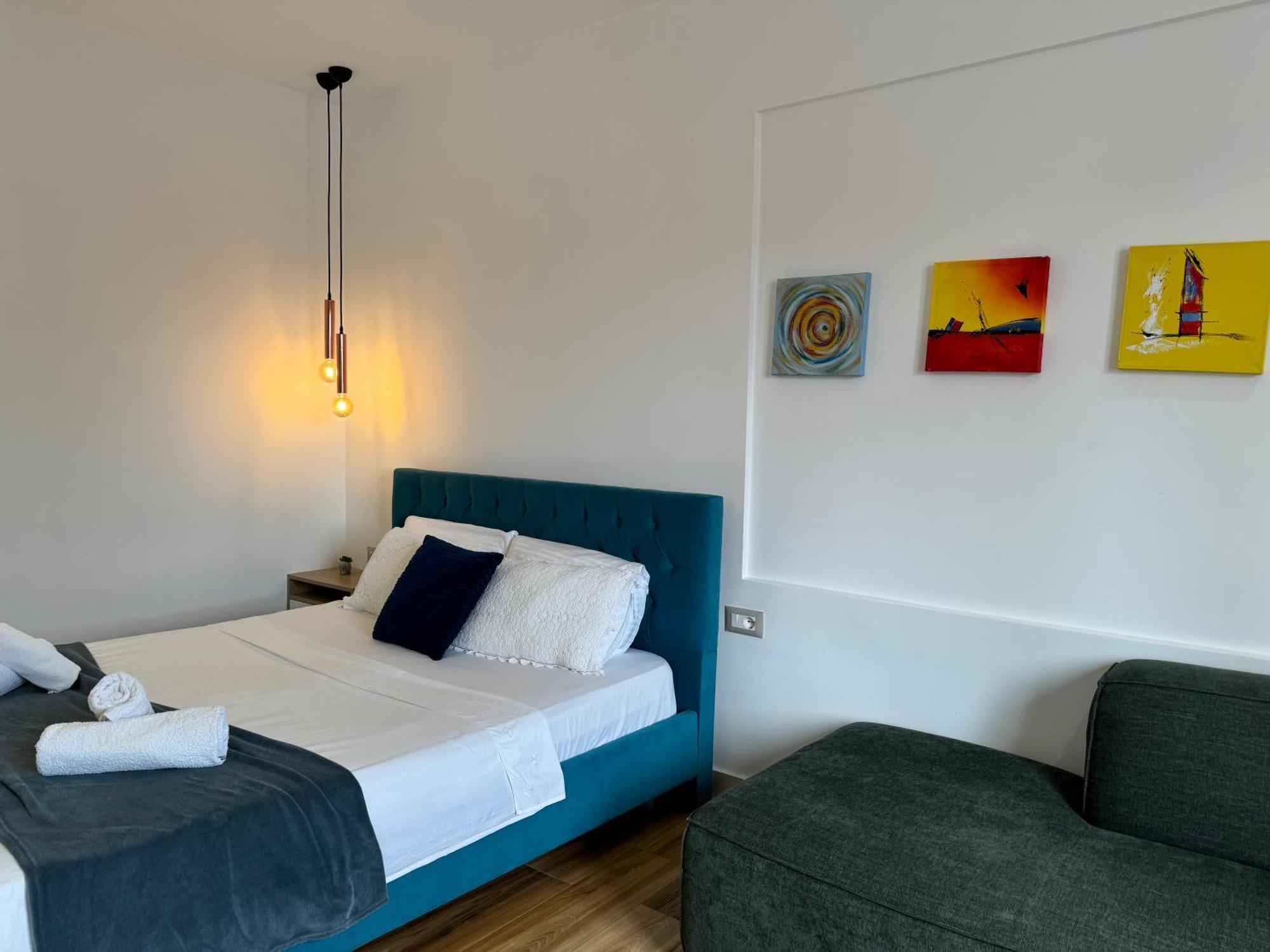 Tirana Elegant Apartment Esterno foto